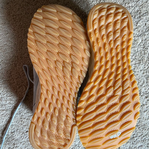 New Balance Sneakers Size 7.5 - Picture 6 of 6